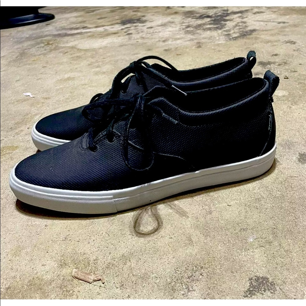 Size 9.5 - Diamond supply smeakers for men